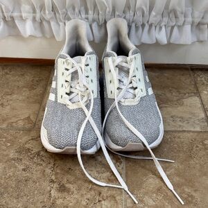 Adidas Sneakers size  7